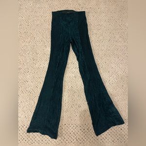 Size XS Free People velvet pull on flare pants in discontinued jade color.